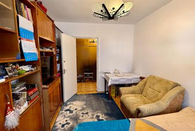 Apartament cu 3 camere decomandat in Tatarasi - 8