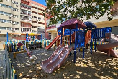Prelungirea Ghencea, Ansamblul Primavara - 2 camere, decomandat, 76 mp, parcare. - 2