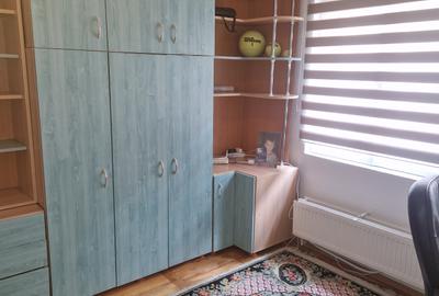 Casa vânzare zona str Lupeni - 13