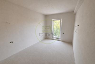 Apartament cu 2 camere semidecomandat în Străulești