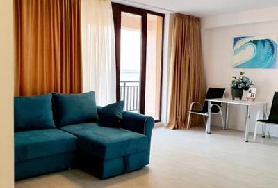 Apartament cu 3 camere decomandat, mobilat în Central
