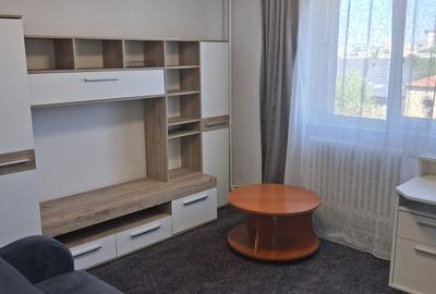 Apartament 2 camere decomandat, zona Hala Centrala - 1