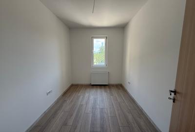 Apartament cu 2 camere semidecomandat în Berceni