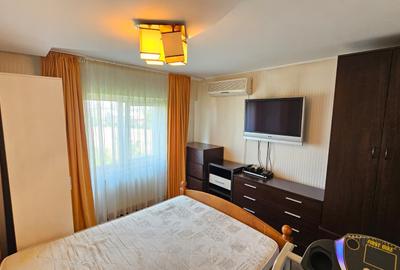 Apartament 3 camere Centrul Civic,renovat,mobilat,vedere Tampa,liber,158000 Euro - 4