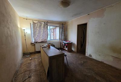 Apartament cu 2 camere nedecomandat, mobilat în Alexandru cel Bun