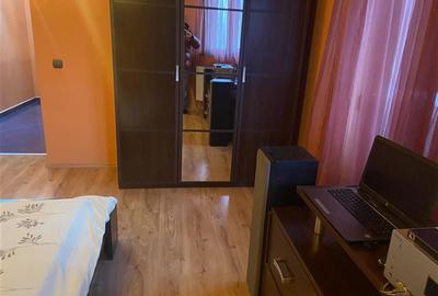 Apartament 4 camere , zona centrala - Inspectoratul Scolar ,suprafata 109 mp , e - 2