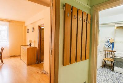 De vânzare apartament cu 2 camere, pe strada Horea - 4