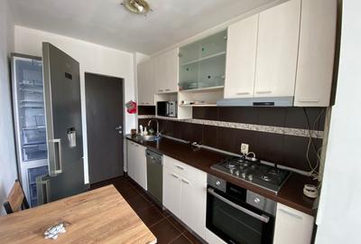 Apartament cu 2 camere semidecomandat, mobilat în Basarabia