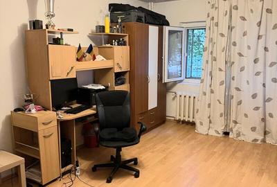 Apartament cu 2 camere decomandat în Colentina