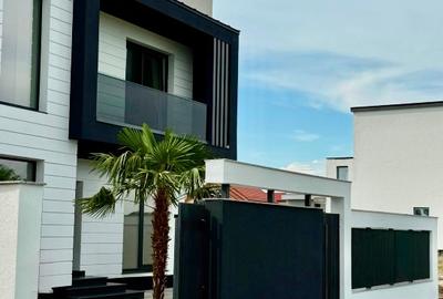 Vila Premium/Priveliste deosebita/Lac Lebada/5 camere/Strada Baile Felix/Lebada - 5