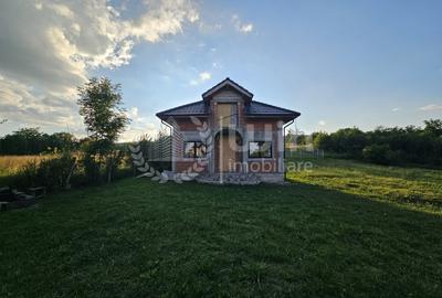 Casa individuala noua la rosu | Teren 1240mp | Aiton - 1