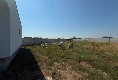 Casă individuală pe parter – 4 camere  Comision 0 - 5