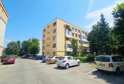 Apartament 3 camere decomandat de vânzare - zona Centrală – strada General Crist - 2