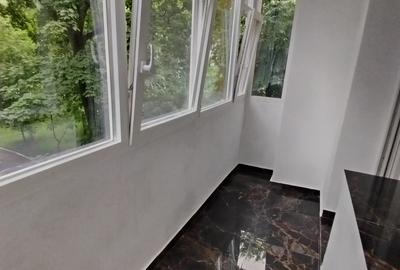 Apartament cu 3 camere, etajul 2/4, zona Tatarasi - 10