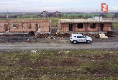 Duplex intreg 8 camere, LA ROSU, de vanzare in Sacalaz, la intrare - 21