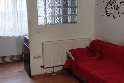 Cameră de cămin transformată în garsonieră, zona Romet - 4