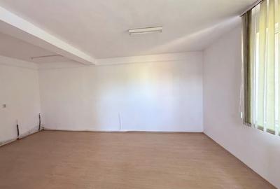 Birou la casa, 20 mp, parcare, zona Ambient, aproape de Aeroport - 2