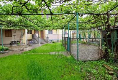 Casă individuală cu 4 camere în Sud-Est