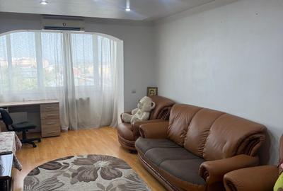 Apartament 2 camere zona Universitate de vanzare - 2