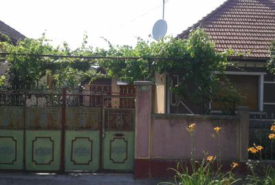 Proprietar-vand urgent casa cu curte ,gradina , imediat ocupabila si locuibila - 8