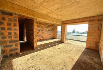 Apartament cu 2 camere decomandat în 1 Decembrie 1918