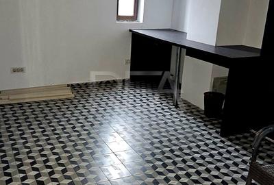 Spatiu Comercial - Drumu Sării - 13 Septembrie - 7