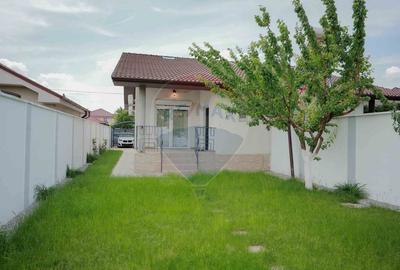 Casă cu 4 camere de vânzare în zona Episcopia Bihorului - 17