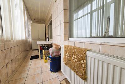 Apartament 3 camere str VICTORIEI - etajul 1 - 8