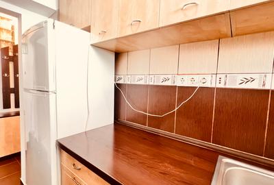 Garsoniera Muncii, stradal, 5 minute de metrou, terasa 20 mp, mobilată modern - 14