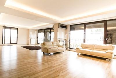 Triplex penthouse spectaculos cu 5 camere, terase 192mp,vedere superba, 2parcari - 3