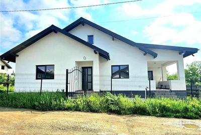 Casa noua de vanzare: 4 camere, 2 bai - loc. Dumesti | 500 mp teren | 128.000 eu - 1