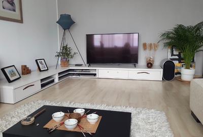 Apartament cu 2 camere decomandat în Aviației