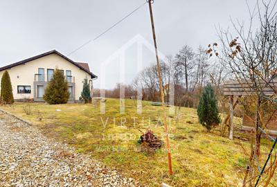 Casa individuala, 4 camere si teren de 921 mp - livada - 1