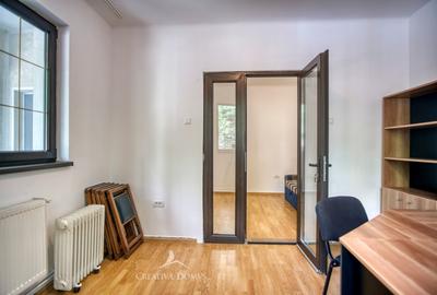 Vila cu 7 camere / 4 locuri de parcare / Sebastian - 13 Septembrie - 17