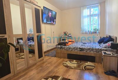 Apartament cu 2 camere decomandat în Ultracentral