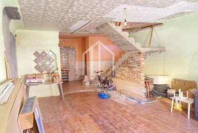 Casa de vanzare in Sibiu cu 2 apartamente  si gradina de 147 - 5