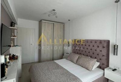 Apartament cu 3 camere decomandat, mobilat în Metalurgiei