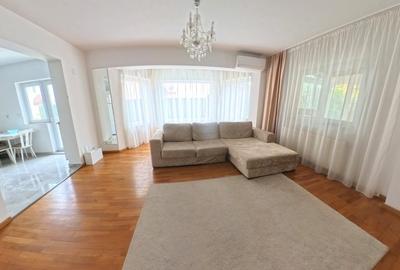 Casă cu 4 camere în Pipera