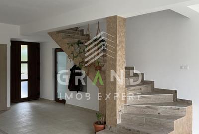 Casă SPAȚIOASĂ 7 camere | Terasă+Balcoane | Garaj | Curte proprie | Bună Ziua - 12