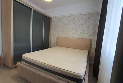 Apartament cu 2 camere decomandat, mobilat în Central
