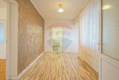 COMISION 0 | Apartament 4 camere + Curte | Zona Tractorul - 13