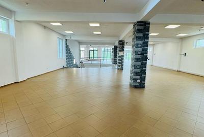 Spațiu comercial, de 800 mp, în Micălaca