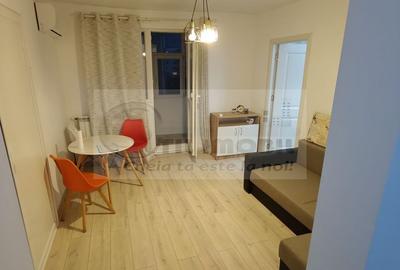 Apartament semidecomandat cu 3 camere si balcon - Podu Ros - 500€ - 1