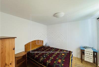Casa de vanzare in Avrig - 625 mp teren - Disponibila imediat - 14