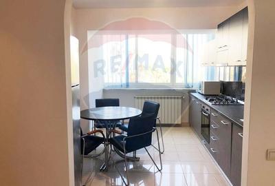 Apartament cu 2 camere decomandat în Aviației