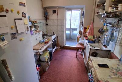 Apartament de vanzare 3 camere, 79 mp, etaj 1, zona Canta, Iasi - 1