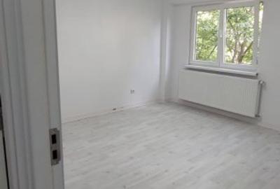 De vanzare 1 camera ICFrimu, etaj 3, renovat complet, 43000 Euro