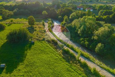 Teren intravilan 7.660 mp lângă Bran, panoramă 360°, comision 0% - 9