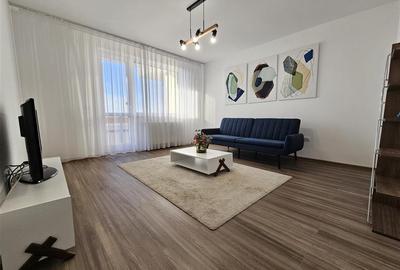 Apartament cu 2 camere decomandat în Tractorul