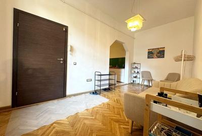 Apartament 2 camere 53mp,  tavan inalt, et1 zona Sora - Central - 11